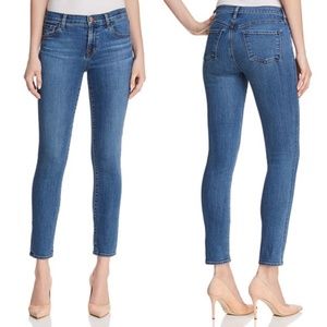 J Brand 811 Mid-Rise Skinny Leg in Tone